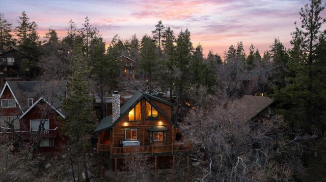 1351 Balsam Drive, Big Bear CA: https://media.crmls.org/mediaz/3ddb91a3-531b-4573-a416-df5c70512824.jpg