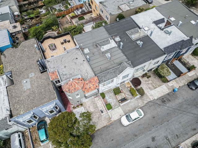 224 Shields Street, San Francisco CA: https://media.crmls.org/mediaz/3ddcebe7-8434-4ef0-941a-86f4c2fd682f.jpg