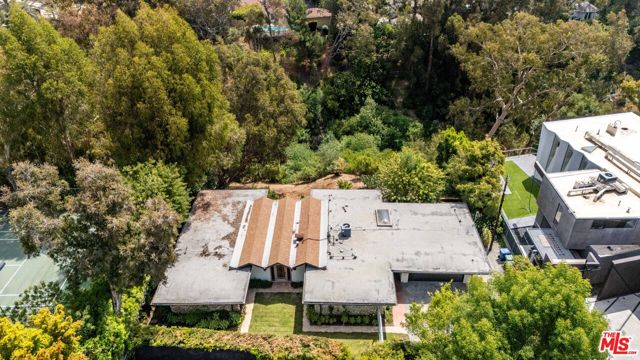 Drew Fenton | 656 N Bonhill Road Los Angeles CA | MLS: 7538623