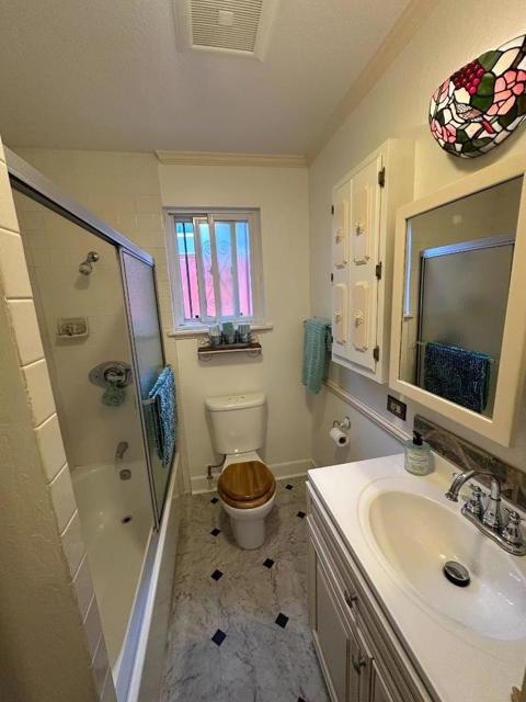 2727 Blenheim Avenue, Redwood City CA: https://media.crmls.org/mediaz/3dde17e3-afc7-4c07-a179-3f71815a6f41.jpg