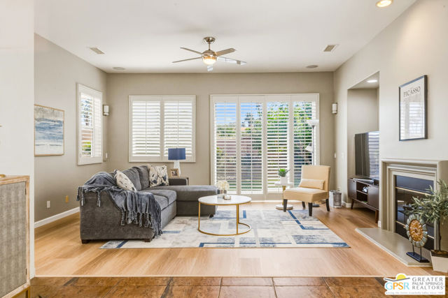 Image 11 of 39 For 2 Brentwood Way