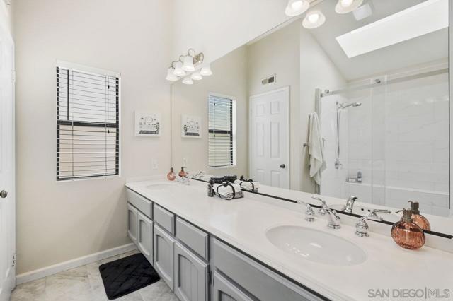 18571 Wessex St, San Diego CA: https://media.crmls.org/mediaz/3de0ee42-fb7b-4ef7-8b3a-f4d947096595.jpg