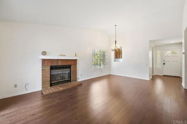 Detail Gallery Image 4 of 29 For 13398 Tiverton Rd, San Diego,  CA 92130 - 2 Beds | 2 Baths