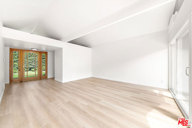 Drew Fenton | 656 N Bonhill Road Los Angeles CA | MLS: 7538623