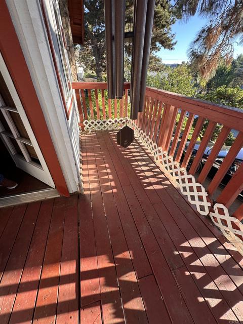 Detail Gallery Image 6 of 15 For 2430 Sunflower Ter, Vista,  CA 92083 - 3 Beds | 2 Baths