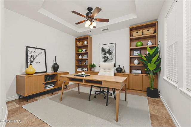 13290 Red Bird Court, Moorpark CA: https://media.crmls.org/mediaz/3de4b6fb-bde3-408e-9f4d-80df98ed68a3.jpg
