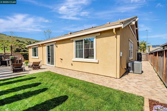 190 Pasilla Ct, Morgan Hill CA: https://media.crmls.org/mediaz/3de52090-0163-44b6-8123-237187f26a3a.jpg