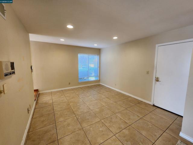 617 S Blackbrush Ln, San Ramon CA: https://media.crmls.org/mediaz/3de66ec1-f539-45aa-b38d-d3d344f1fd6e.jpg