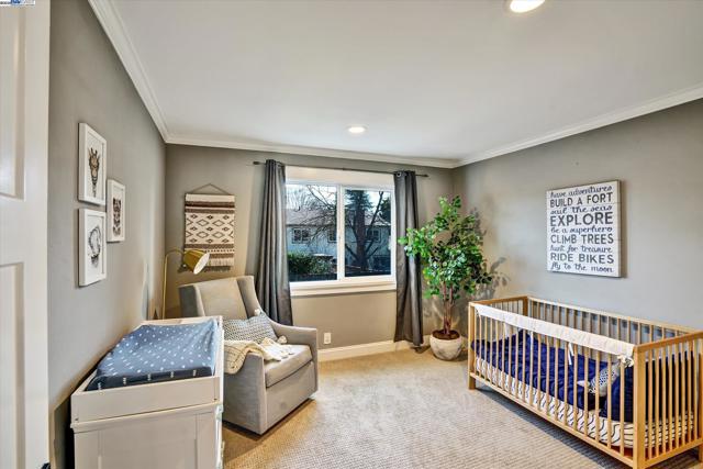 27 Serene Ct, Danville CA: https://media.crmls.org/mediaz/3de67a8a-3bc3-40ab-9fcd-e3f839753bd8.jpg