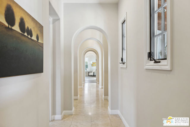27 Cassis Circle, Rancho Mirage CA: https://media.crmls.org/mediaz/3de6b82e-0457-4c3b-8eae-0108efe2c0b3.jpg
