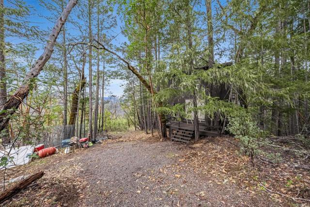 Detail Gallery Image 34 of 61 For 17521 Eel River Rd, Potter Valley,  CA 95469 - 3 Beds | 2 Baths