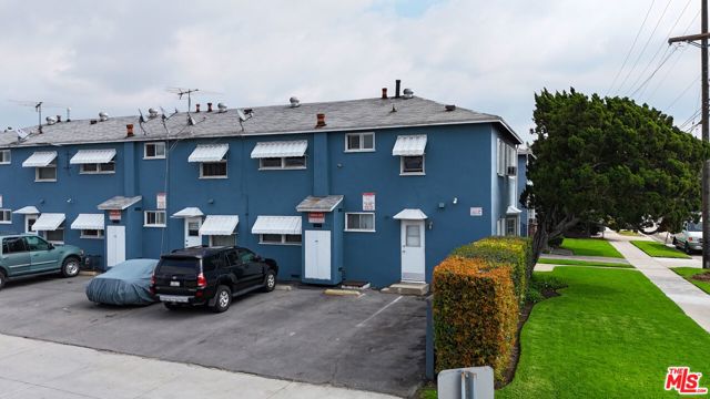 421 East Acacia Avenue photo 8