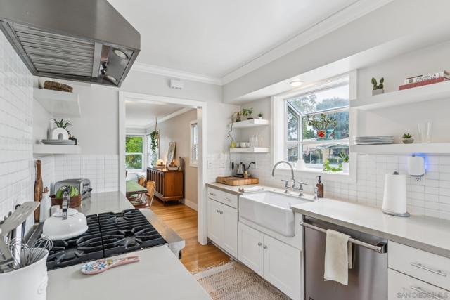 701 Catalina Ave, Santa Ana CA: https://media.crmls.org/mediaz/3de870a7-c208-463c-bf27-a25c7c41f316.jpg