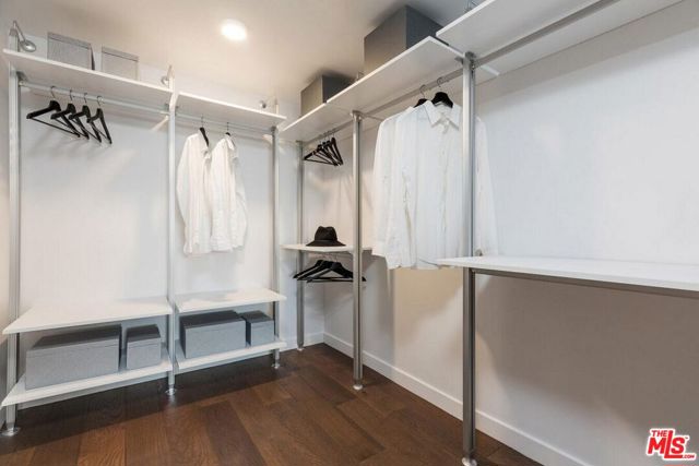 1425 N Crescent Heights Boulevard, West Hollywood CA: https://media.crmls.org/mediaz/3de88e1c-3910-4fef-83f8-acd588c37f7e.jpg