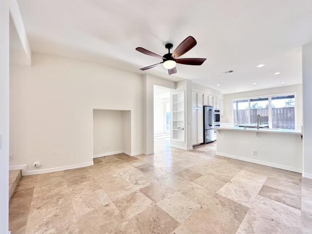 Detail Gallery Image 14 of 35 For 5155 via Seville, Oceanside,  CA 92056 - 3 Beds | 2/1 Baths