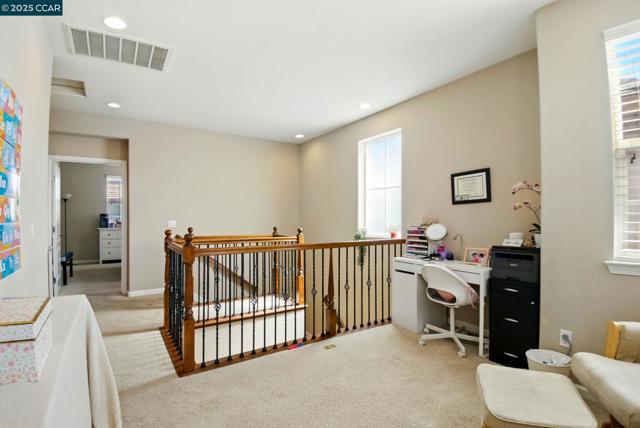 35 Belluno Dr, Stockton CA: https://media.crmls.org/mediaz/3ded7f4e-d17a-4826-9f6e-5b339504f229.jpg