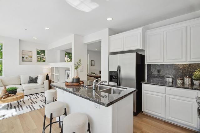 4440 Rivermark Parkway, Santa Clara CA: https://media.crmls.org/mediaz/3ded96d3-6014-486b-95cd-18103e1619e6.jpg