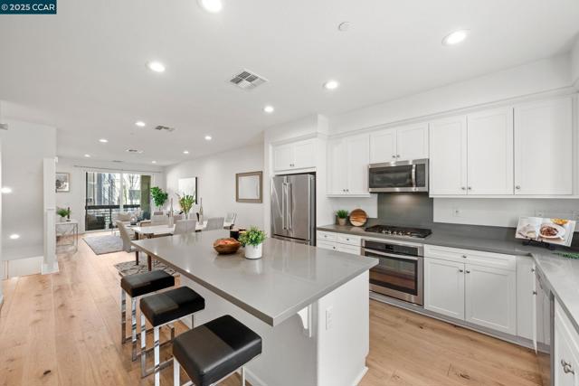 5522 El Dorado, Dublin CA: https://media.crmls.org/mediaz/3deefb0b-baec-48ec-a033-4139e0c08ccd.jpg