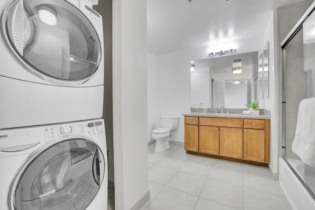 175 W Saint James Street, San Jose CA: https://media.crmls.org/mediaz/3defee62-e85c-42e8-adb7-81140f7786f6.jpg