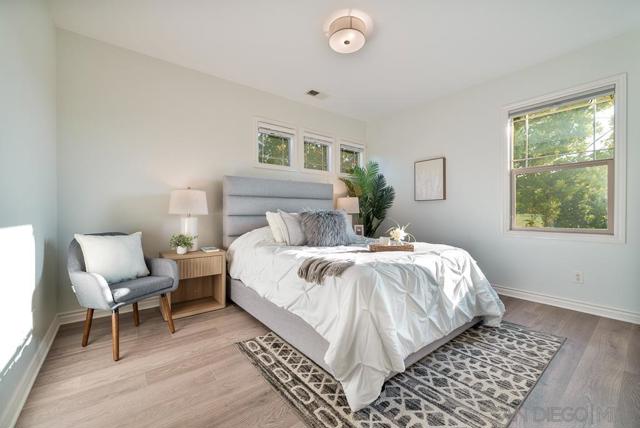 15820 Paseo Del Sur, San Diego CA: https://media.crmls.org/mediaz/3deffa4d-2c07-4cd4-816c-1a23a5fbdeee.jpg