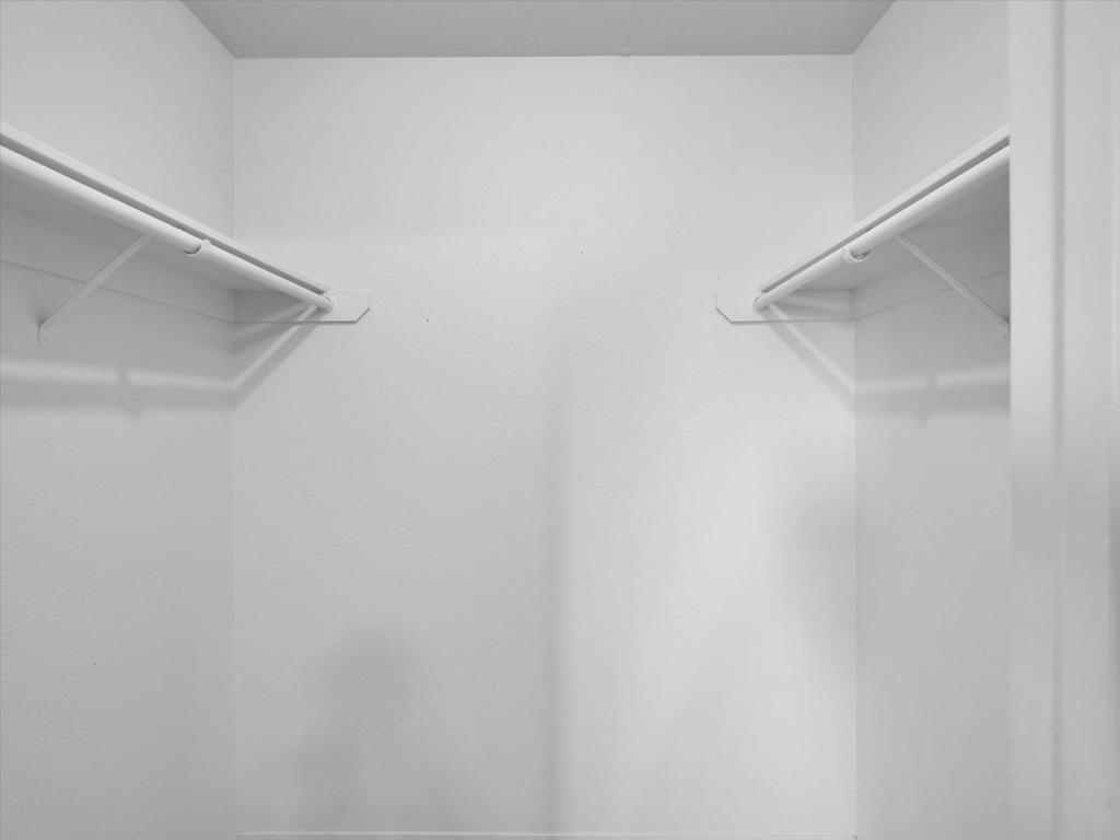 https://media.crmls.org/mediaz/3df04bfe-45e6-4b75-b341-a22730d4898f.jpg?preset=X-Large