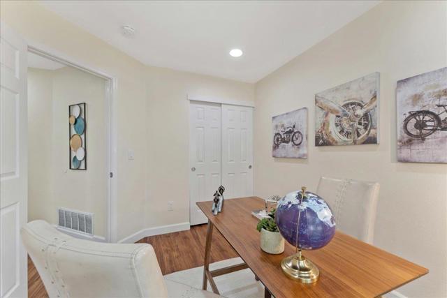 2658 Tagart Drive, San Jose CA: https://media.crmls.org/mediaz/3df0a83e-1cbe-4d80-af8e-a487a12aa4b9.jpg
