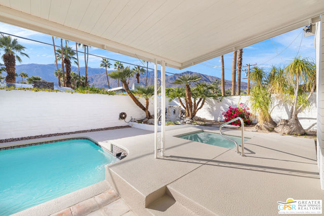 1983 S Yucca Place, Palm Springs CA: https://media.crmls.org/mediaz/3df0f579-7740-495b-bccb-5dac5ea33e72.jpg