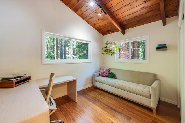 620 Knoll Way, Felton CA: https://media.crmls.org/mediaz/3df16ec1-103c-4d55-b9fe-9e2e6dd5fd6b.jpg
