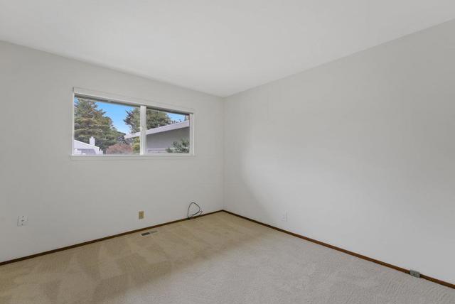 1435 Dolphin Drive, Aptos CA: https://media.crmls.org/mediaz/3df20d32-9232-4eaa-93fa-d62b6230840c.jpg