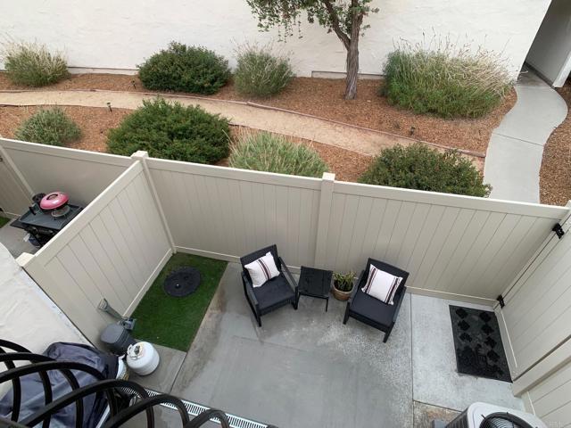 Detail Gallery Image 29 of 39 For 9230 Carlton Oaks Dr, Santee,  CA 92071 - 2 Beds | 1/1 Baths