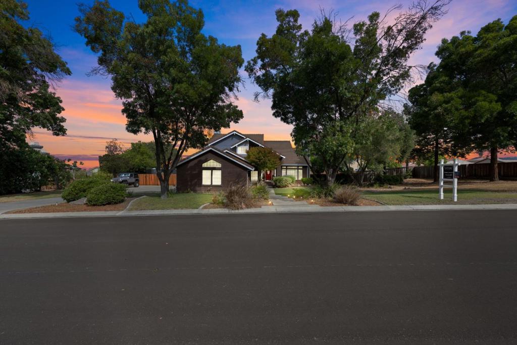 441 Tierra Del Sol