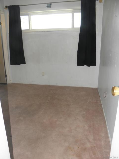 6707 Mineral Dr, San Diego CA: https://media.crmls.org/mediaz/3df788ad-6a73-4fc2-9b20-6e31d5e72870.jpg