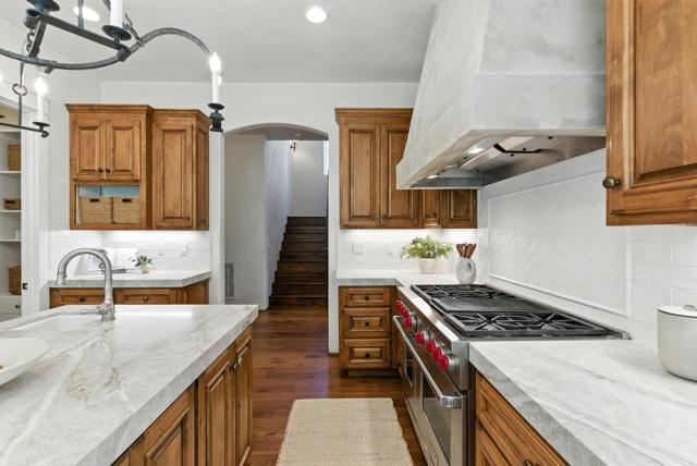 45 Sneckner Court, Menlo Park CA: https://media.crmls.org/mediaz/3df81594-611a-416d-8c12-9feb3a4bcd0e.jpg