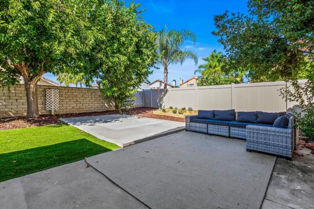 23843 Spring Branch Court, Murrieta CA: https://media.crmls.org/mediaz/3df85a24-6a38-48a9-bc0c-0dc91226b5fa.jpg