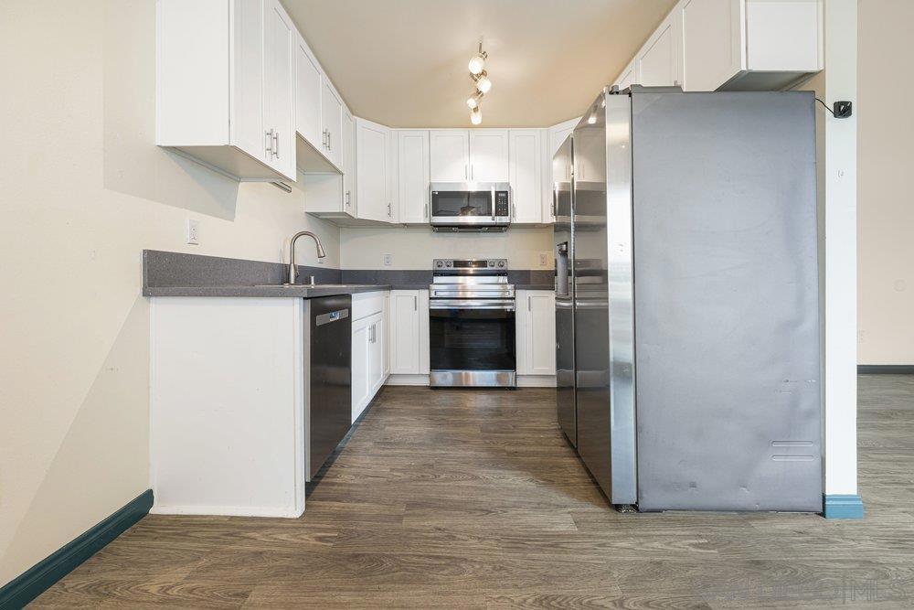 1811 Grand Ave - photo 4