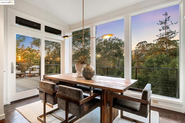 7 Requa Place, Piedmont CA: https://media.crmls.org/mediaz/3df8c2ef-2f2b-4195-b094-86b106fef083.jpg