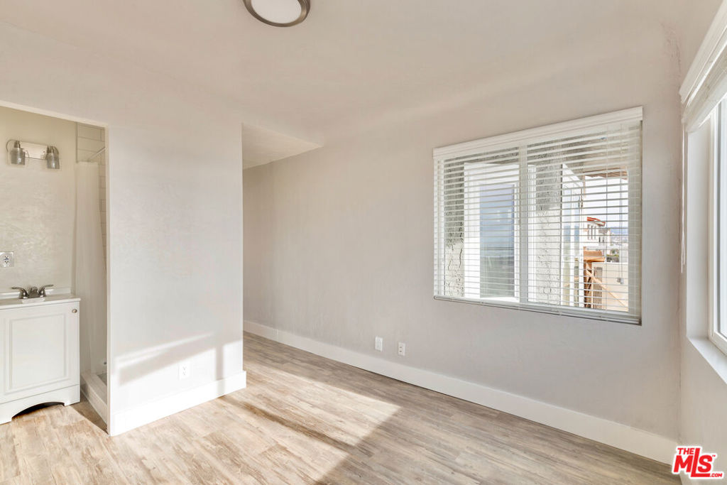 MLS #26661347 image #61