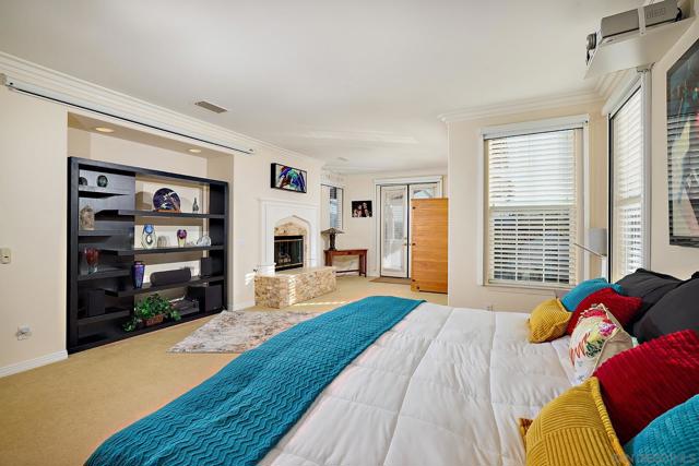 17010 Butterfield Trl, Poway CA: https://media.crmls.org/mediaz/3df957c1-a32b-439d-be2c-739d8c214bc7.jpg