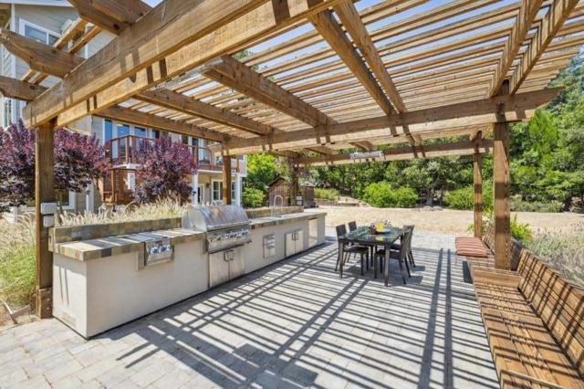 23583 Summit Road, Los Gatos CA: https://media.crmls.org/mediaz/3df9763b-3b25-44ef-8a41-656fea28c396.jpg