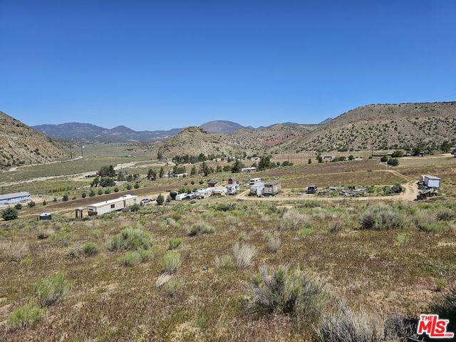 0 Pine Grove Dr, Tehachapi CA: https://media.crmls.org/mediaz/3df98fb0-66f7-4cf6-a78d-f9fadeee53fd.jpg