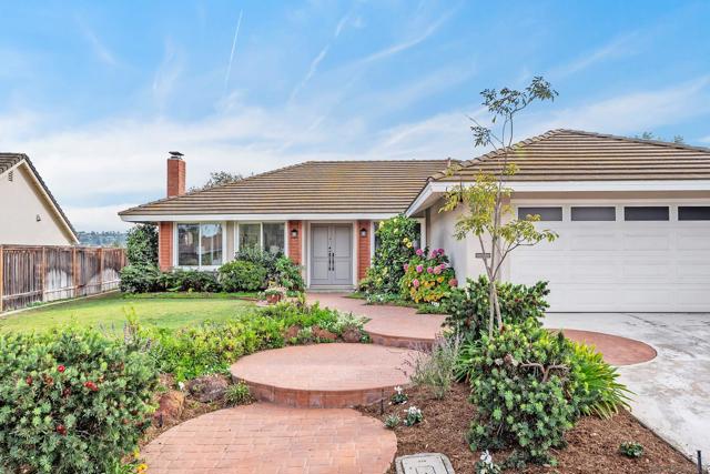 12635 Pacato Circle S, San Diego CA: https://media.crmls.org/mediaz/3dfbbcda-fd41-4931-ade1-f3ad8b8231e9.jpg