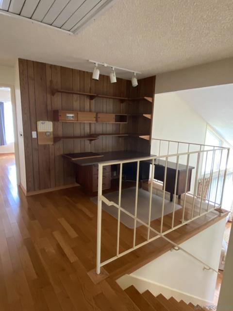1543 Calle Violetas, Encinitas CA: https://media.crmls.org/mediaz/3dfe231d-a7ca-4be5-9636-18683ded68dd.jpg
