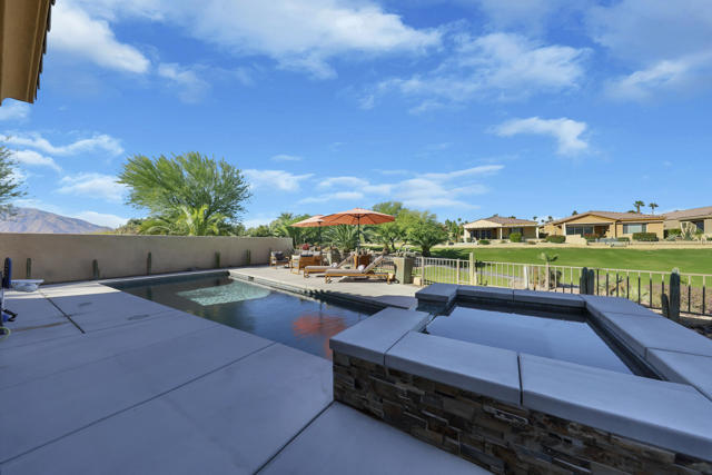 Image 13 of 48 For 67252 Zuni Court