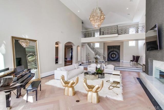 Image 15 of 75 For 7396 Turnberry Court