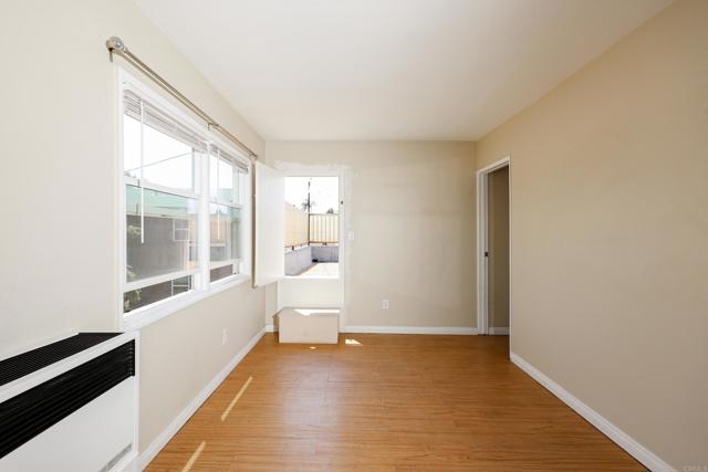 4662 4664 Bancroft, San Diego CA: https://media.crmls.org/mediaz/3e002fda-b44d-408f-87a9-adc846b7eb8b.jpg