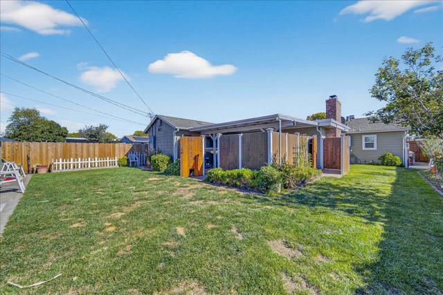 221 Tapadero Street, Salinas CA: https://media.crmls.org/mediaz/3e0037ff-5d3b-4019-a196-429986b5d338.jpg