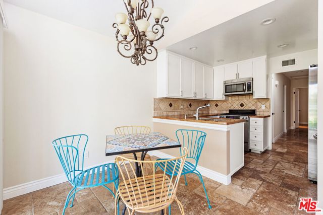 30712 Lakefront Drive photo 12