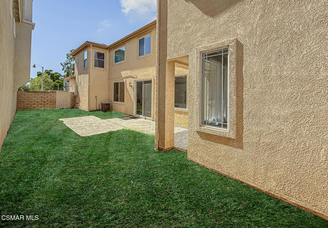 2511 Aurora Lane, Simi Valley CA: https://media.crmls.org/mediaz/3e0278ec-c870-4d5e-b957-4ab066b49362.jpg