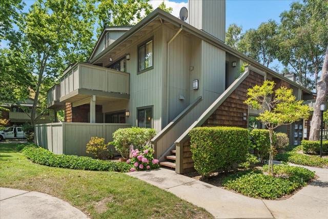 1305 La Terrace Circle, San Jose CA: https://media.crmls.org/mediaz/3e02c09b-bb72-4cd6-8d78-a2de0b464f45.jpg