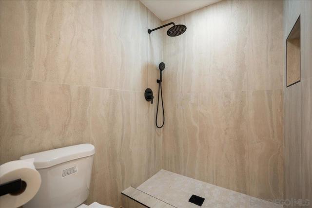 17283 Montero Rd, San Diego CA: https://media.crmls.org/mediaz/3e03026b-a7fb-4c44-95ff-bdbb849cbe70.jpg